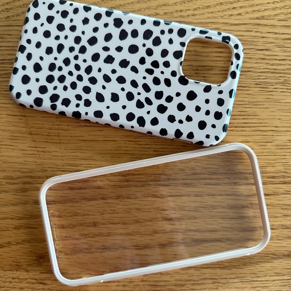 iPhone 12 Pro case - used - Picture 7 of 7